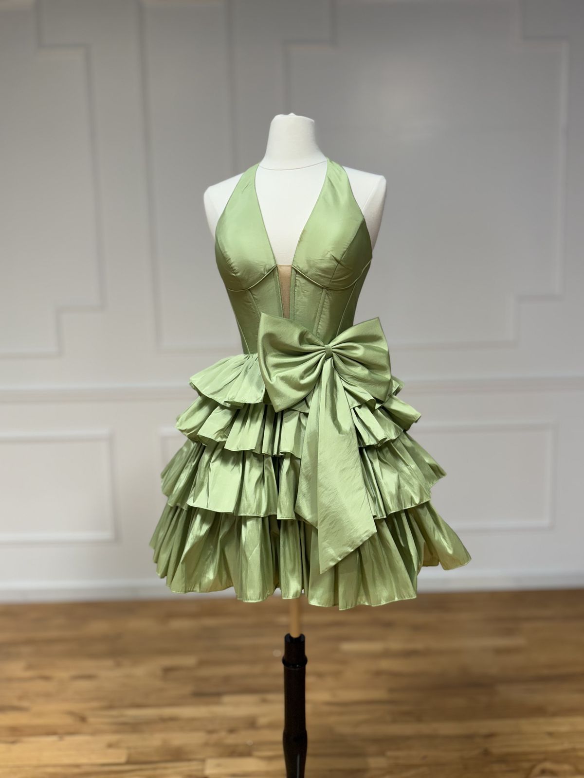 Halter V Neck Green Layered Homecoming Dress Short Party Dress P1918