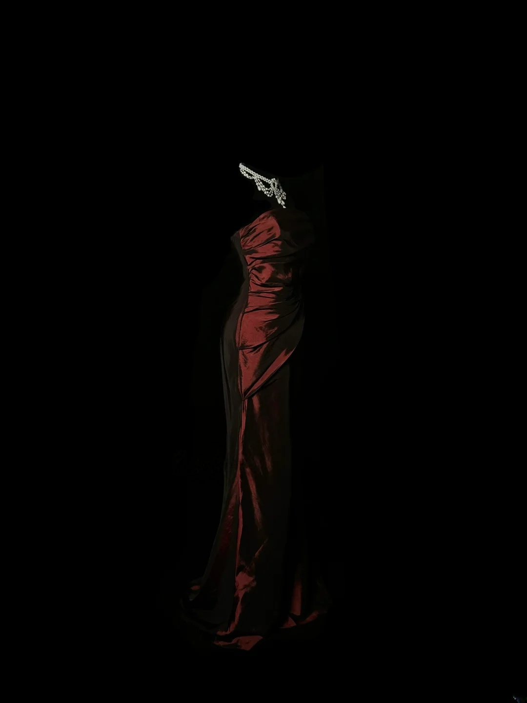 Strapless Burgundy Sheath Satin Prom Dress Evening Dress Formal Dress P120