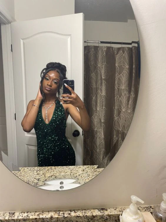 Halter Emerald Green Prom Dresses Mermaid Sequins Evening Dress P275