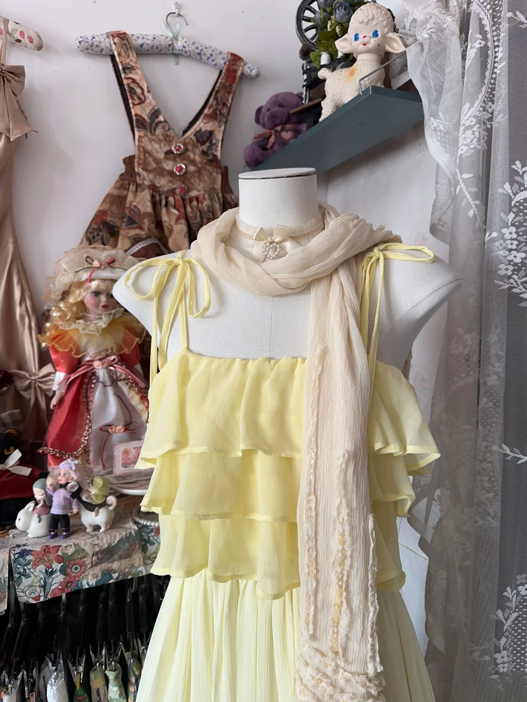 Spaghetti Straps Yellow Chiffon Prom Dress Ruffle Formal Dress P382