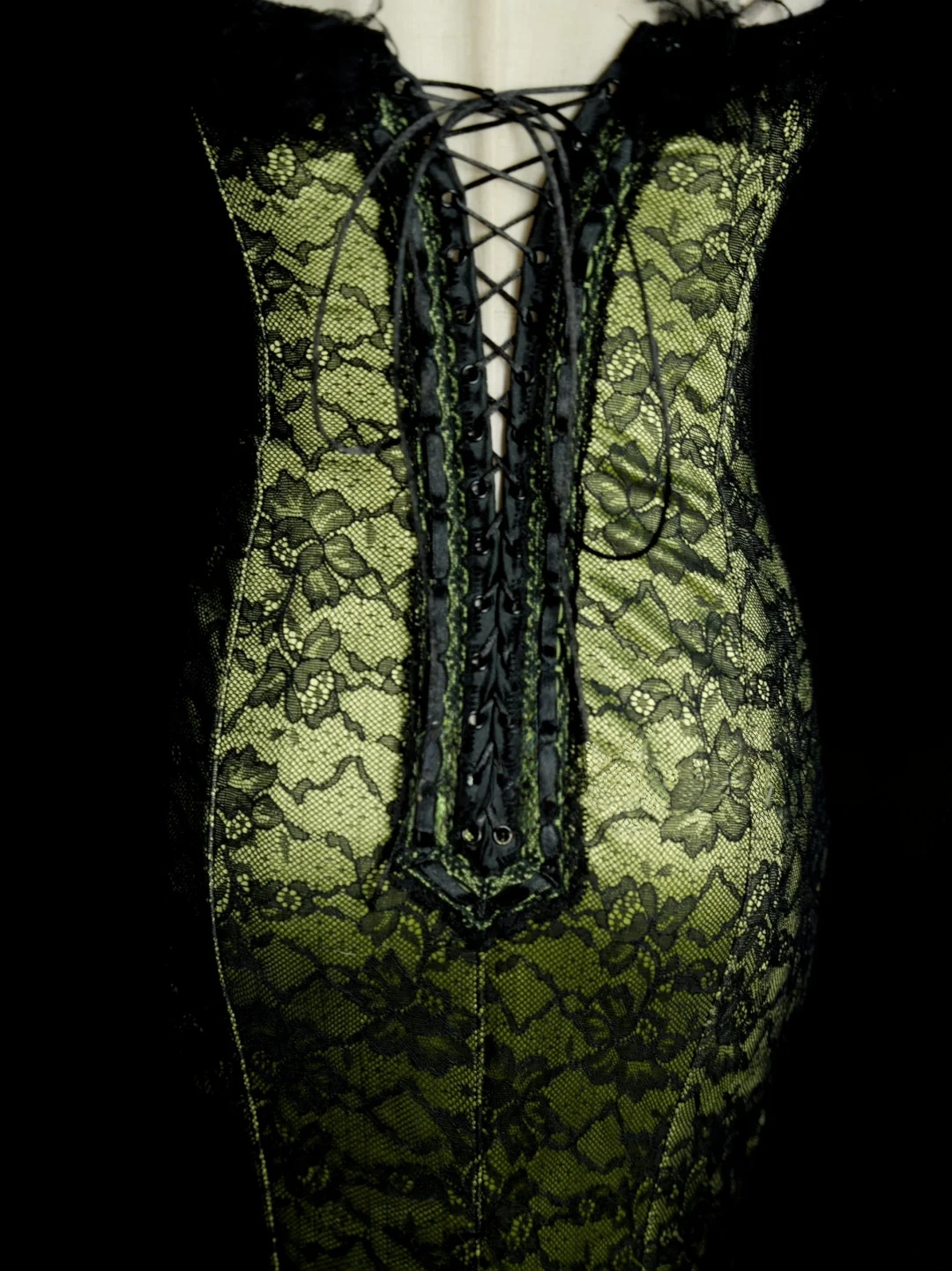 Spaghetti Straps Green Mermaid Prom Dress Sexy Black Lace Evening Dress P495