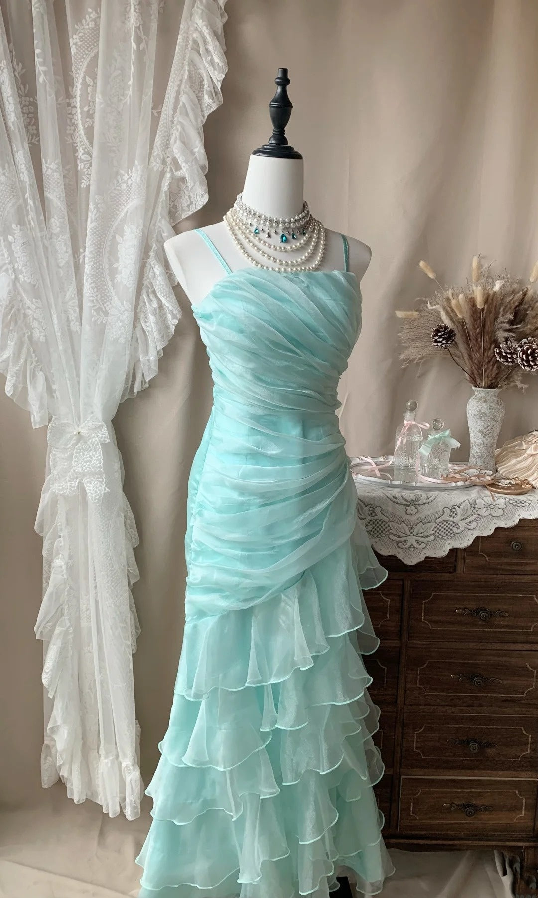 Spaghetti Strap Organza Layered Prom Dress Ruffled Retro Dress P1382