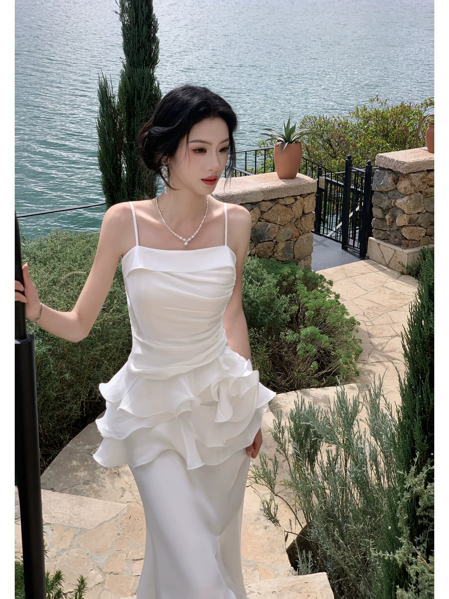 Spaghetti Strap White Sheath Wedding Dress Ruffled Graduation Dress P1251