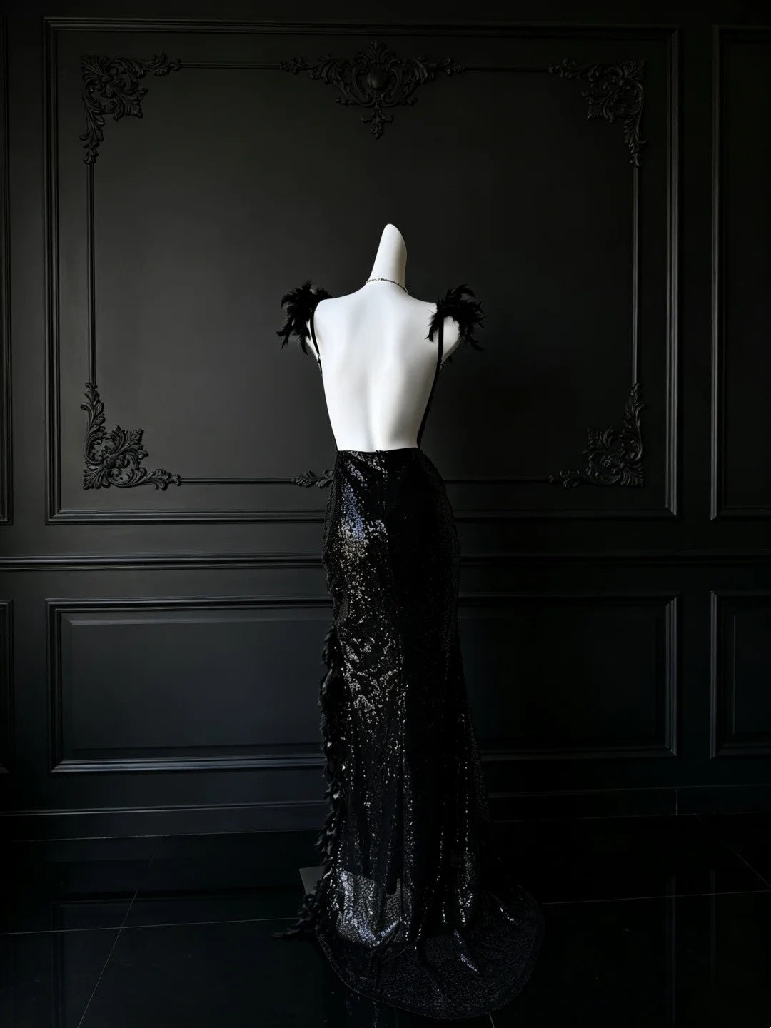 V Neck Black Sequin Mermaid Prom Dress With Feather Straps P1669
