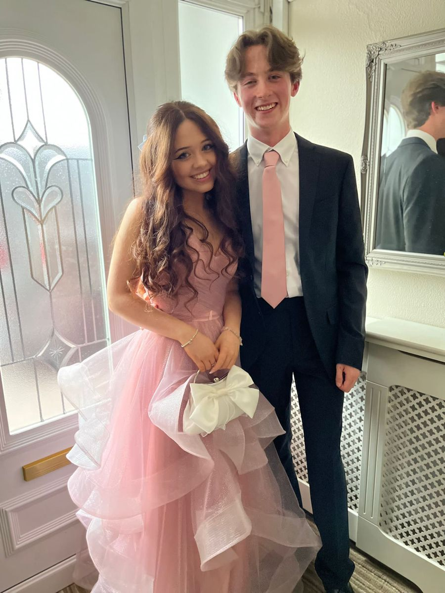 V Neck Pink Tulle A Line Prom Dress Formal Party Dress P913