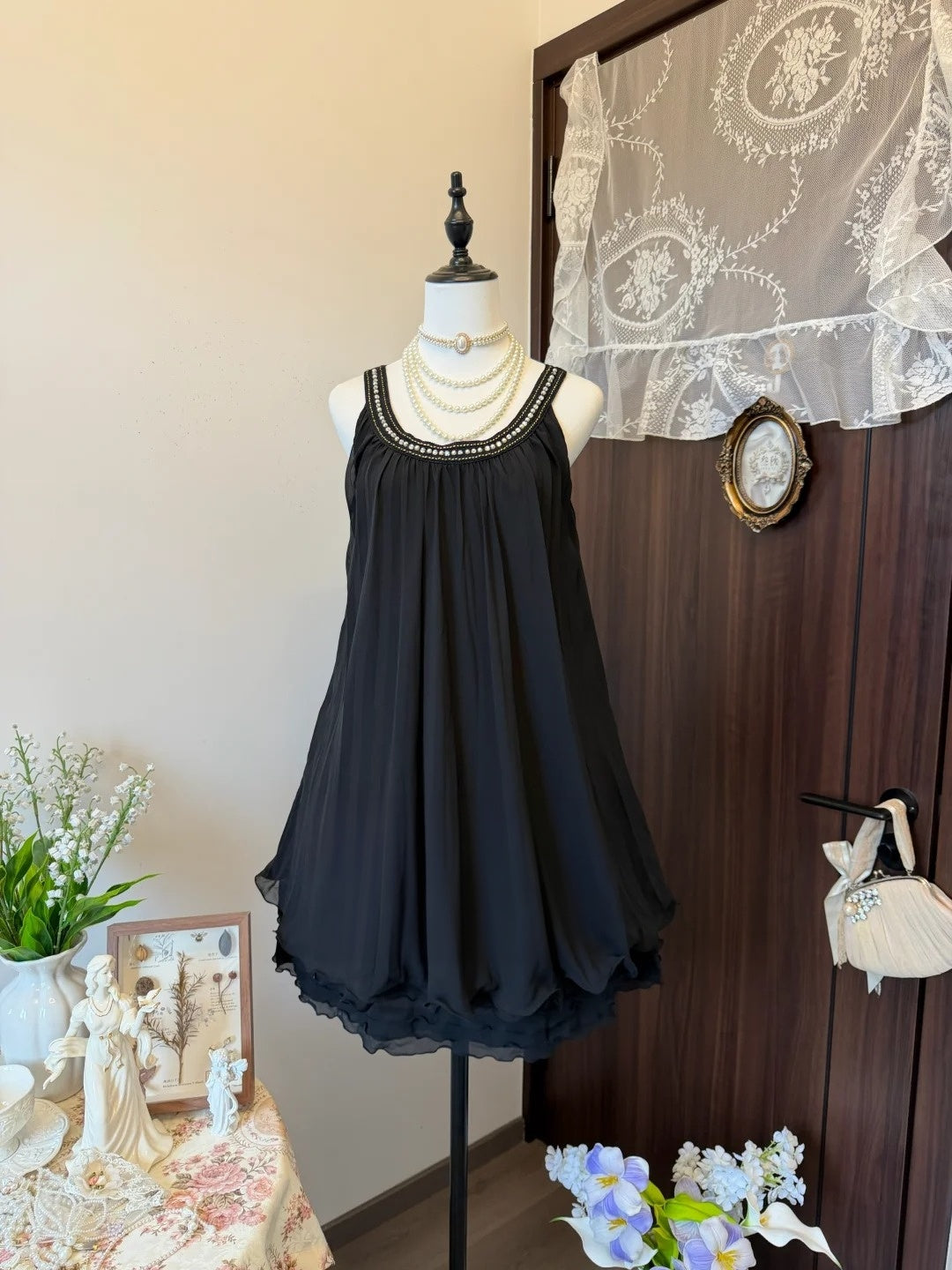A Line Black Chiffon Homecoming Dress Pleated Party Dress   P1904