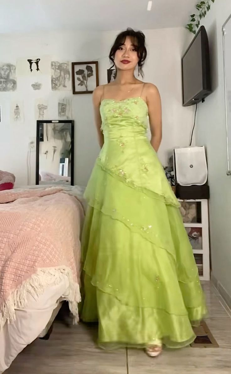 A Line Grass Green A Line Retro Prom Dress Formal Evening Gown  P1544