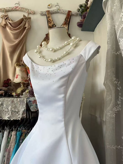 A Line Retro White Wedding Dress Satin Formal Dress  P1960