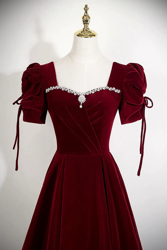 Burgundy Velvet Evening Gown With Puff Sleeves Floor-Length Formal Prom Dress P652