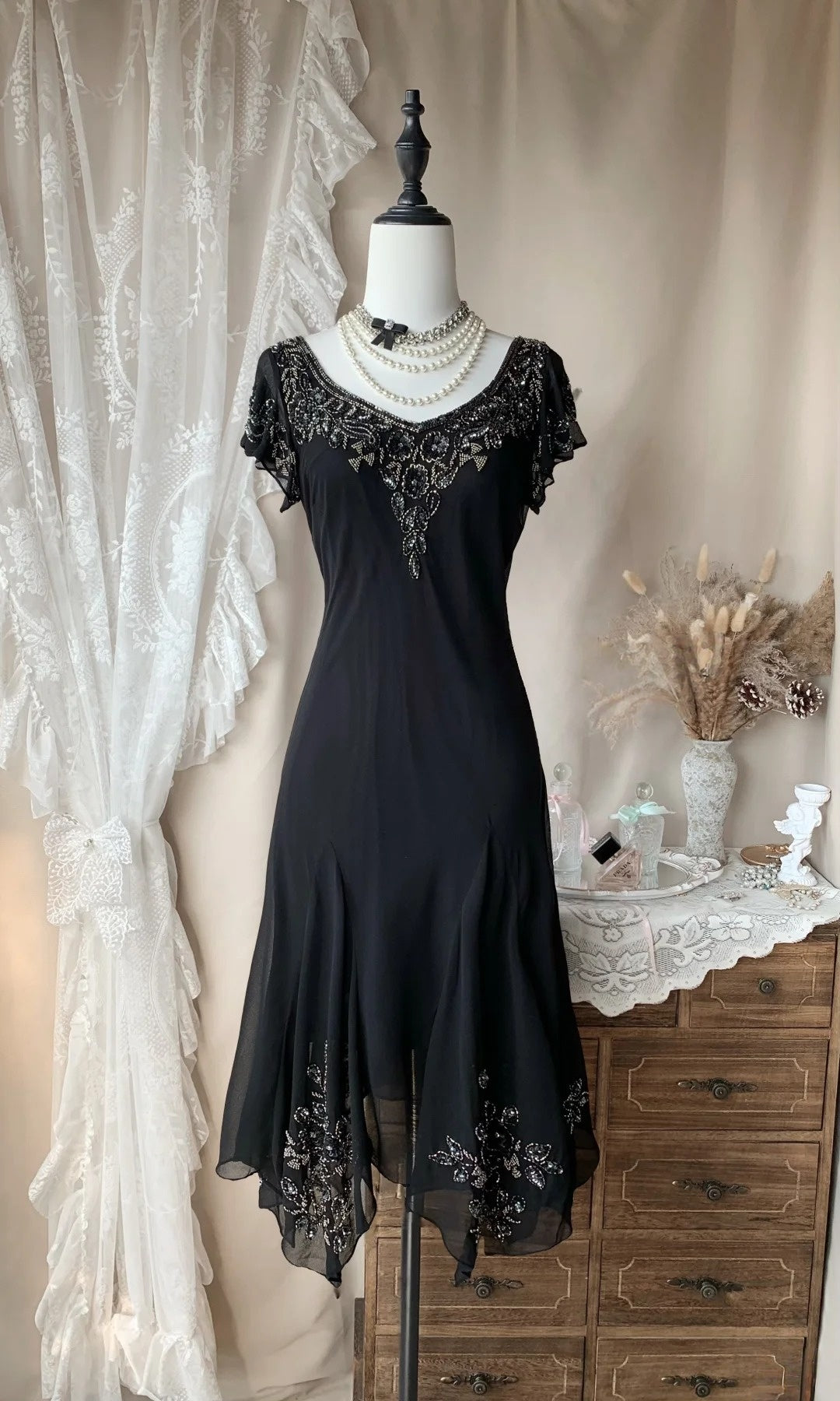 Elegant Black Chiffon Evening Dress Beaded Midi Dress  P1360