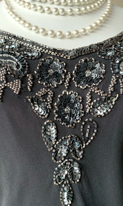 Elegant Black Chiffon Evening Dress Beaded Midi Dress  P1360