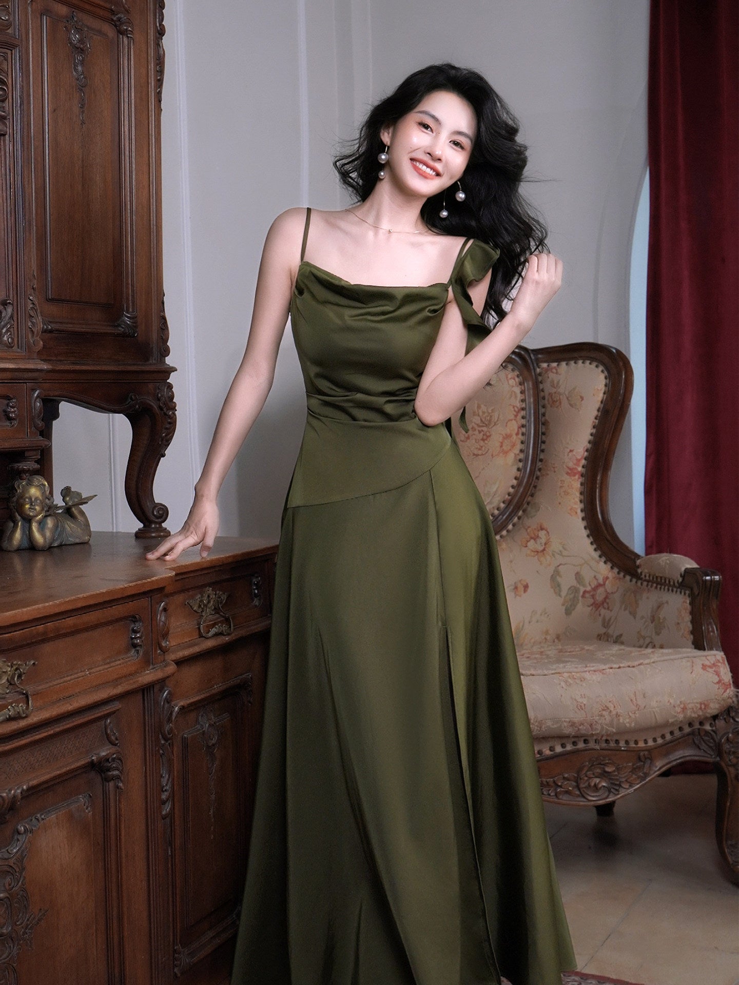 Emerald Green Ruffled Strap Prom Dress A Line Satin Party Gown  P774