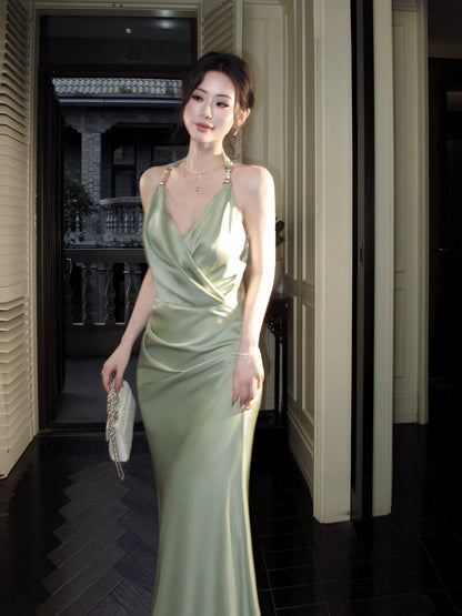 Green Halter V-neck Dress Mermaid Satin Evening Gown P1636