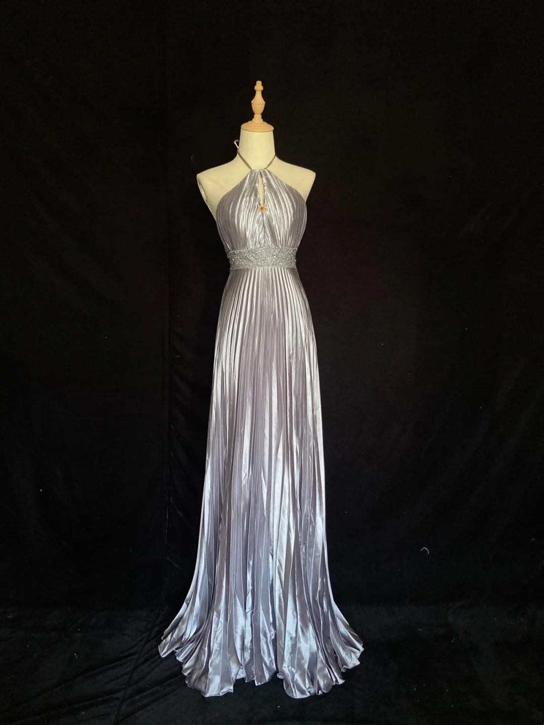 Halter A Line Silver Prom Dress Pleaded Backless Evening Dress  P922