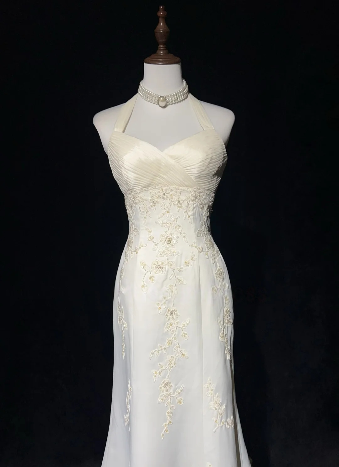 Halter Mermaid Appliques Prom Dress Formal Evening Gown P881