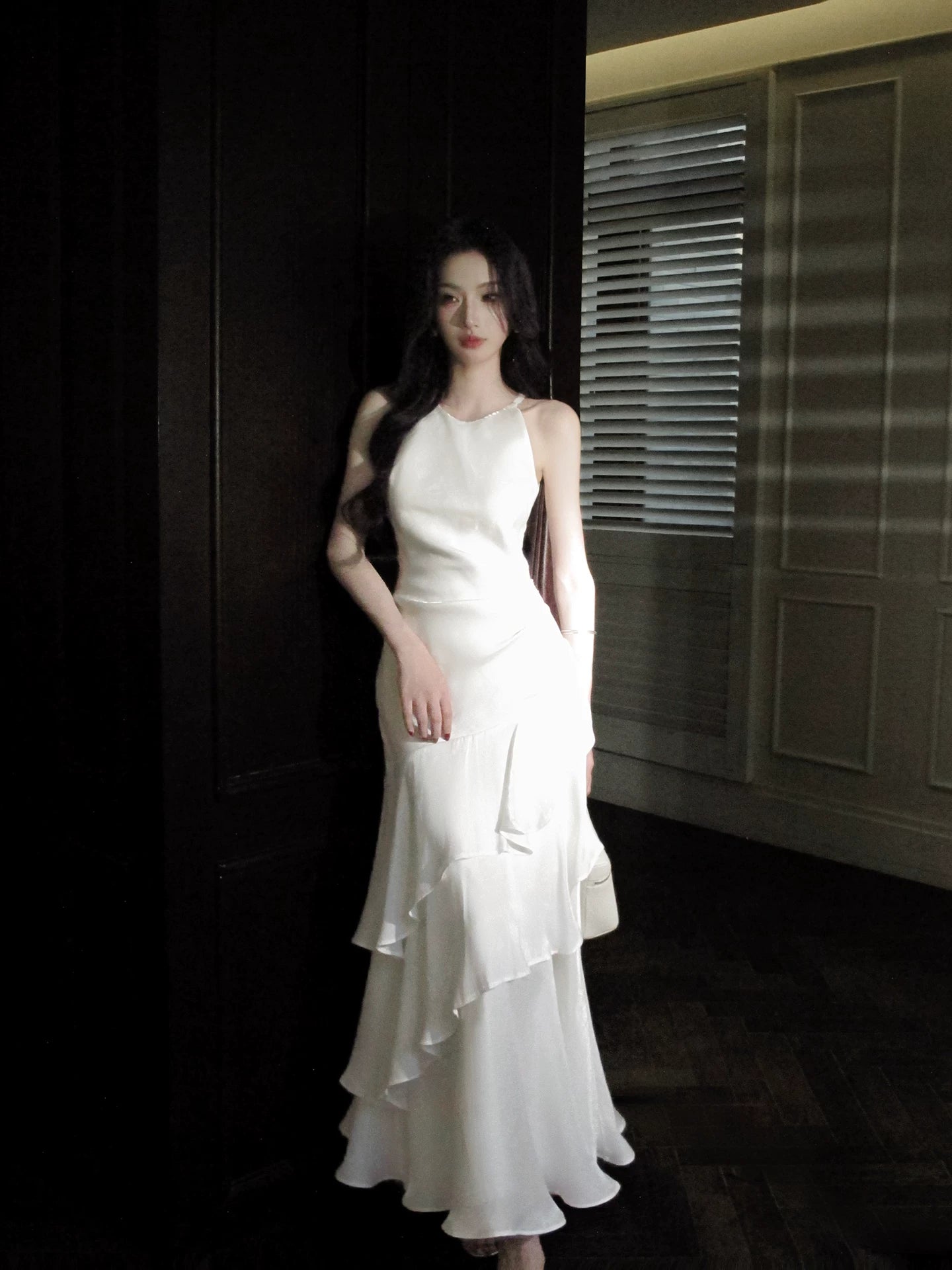 Halter White Layered Evening Dress Chiffon Wedding  Dress  P1518
