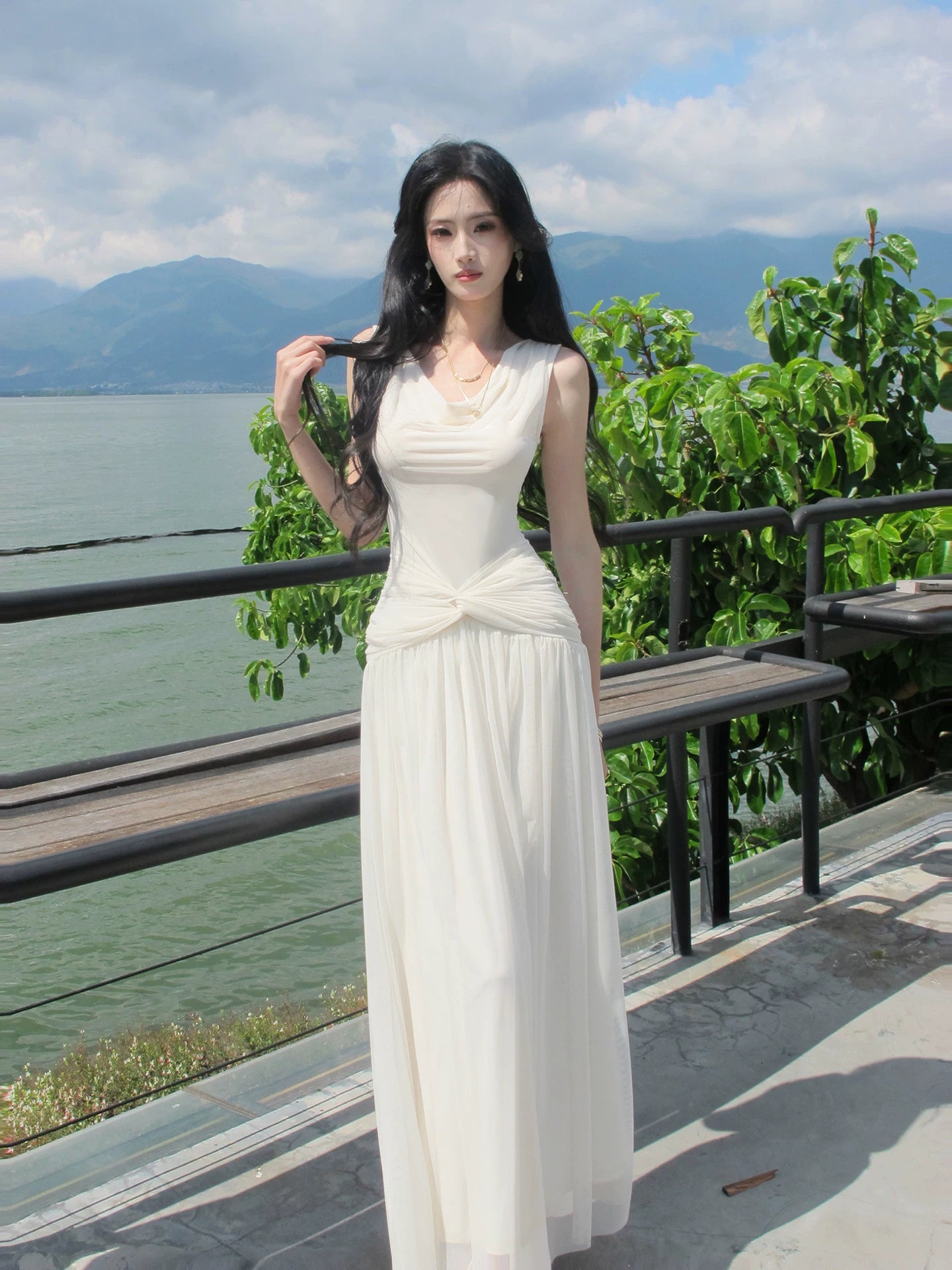 Ivory Chiffon Evening Dress Elegant  Wedding Dress  P1286