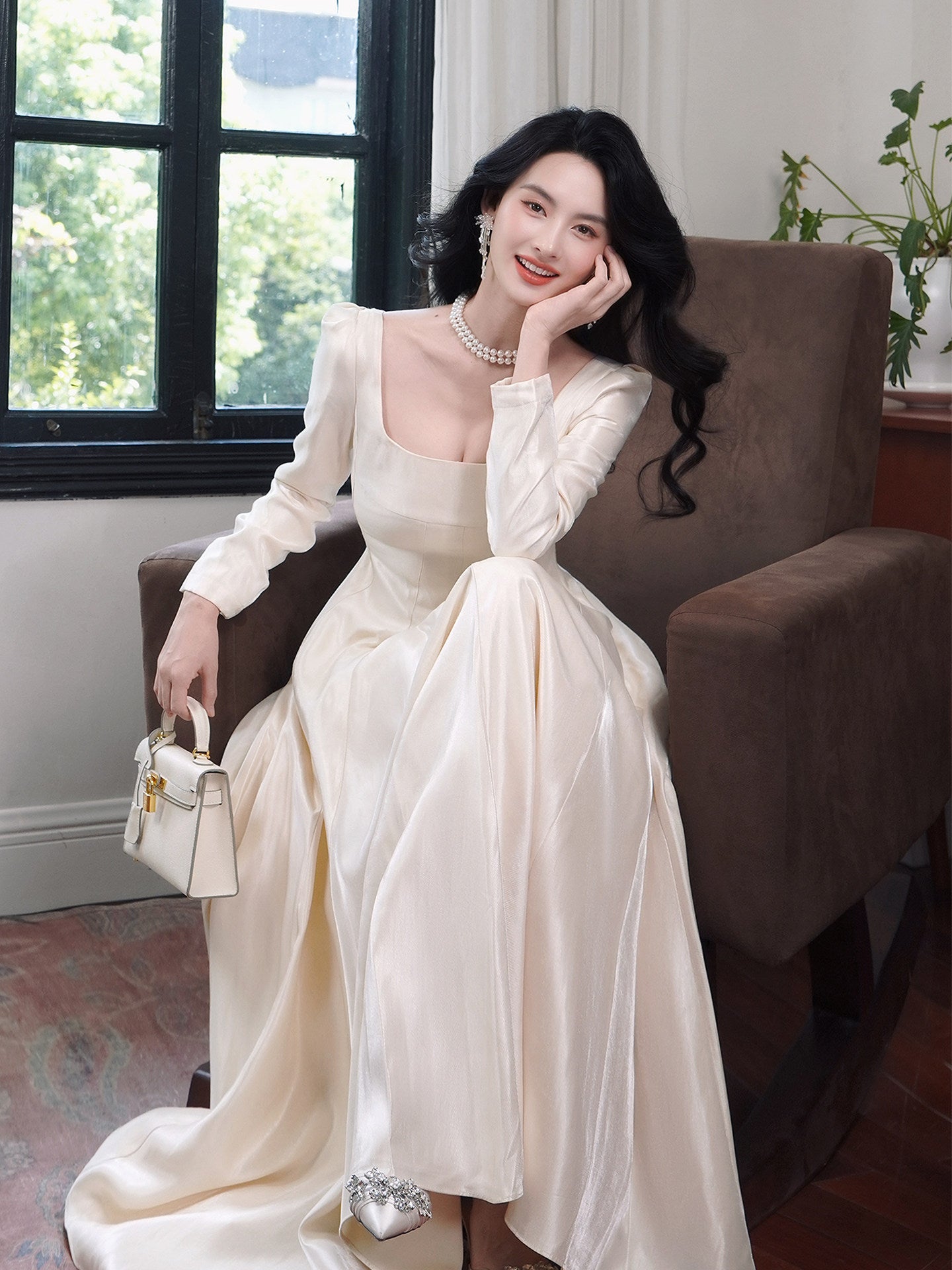 Square Neck Long Sleeved Evening Dress Modest Wedding Dress For Bridal  L29