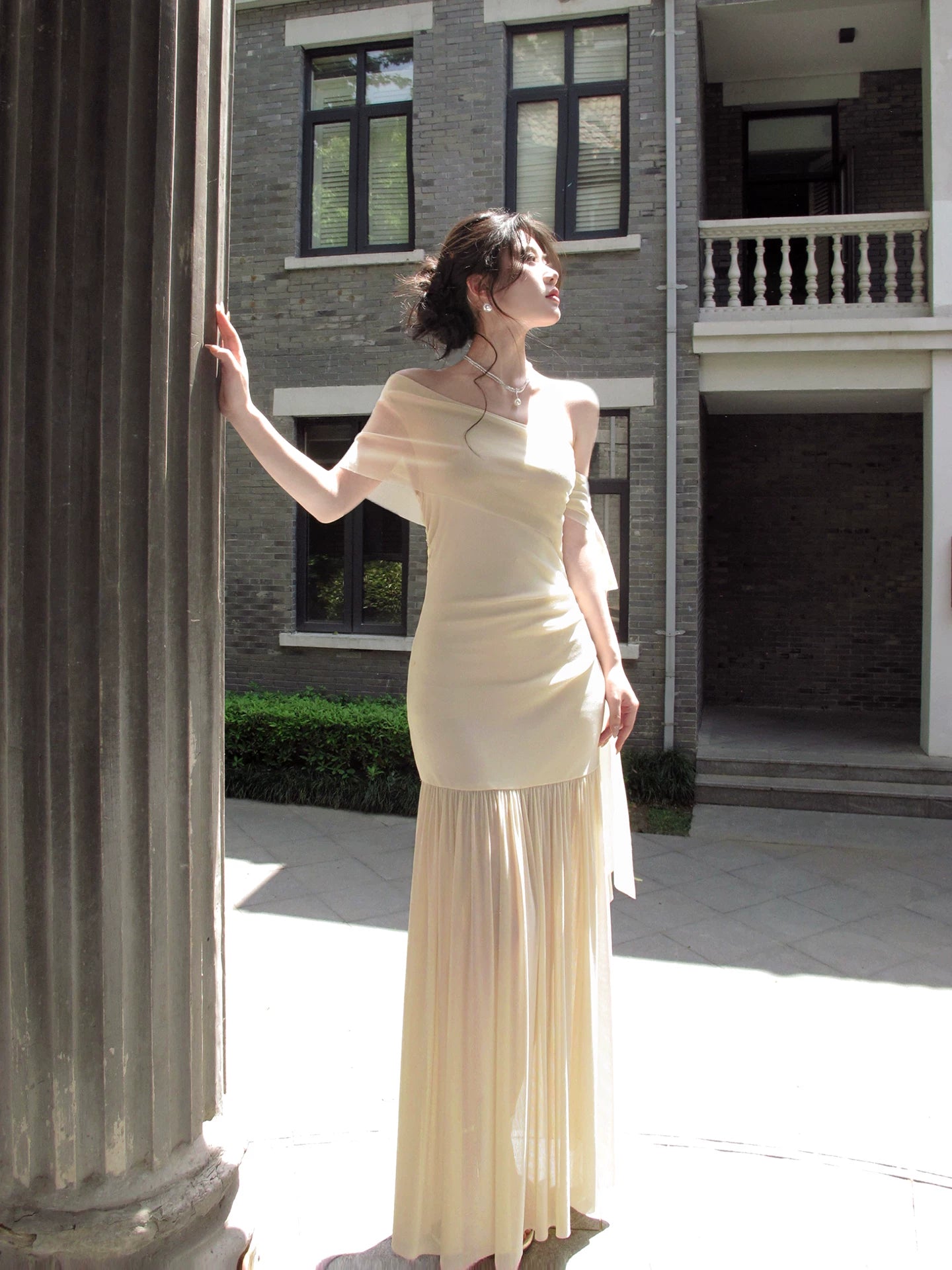 Off The Shoulder Beige Sheath Prom Dress Chiffon Wedding Guest Dress P1624