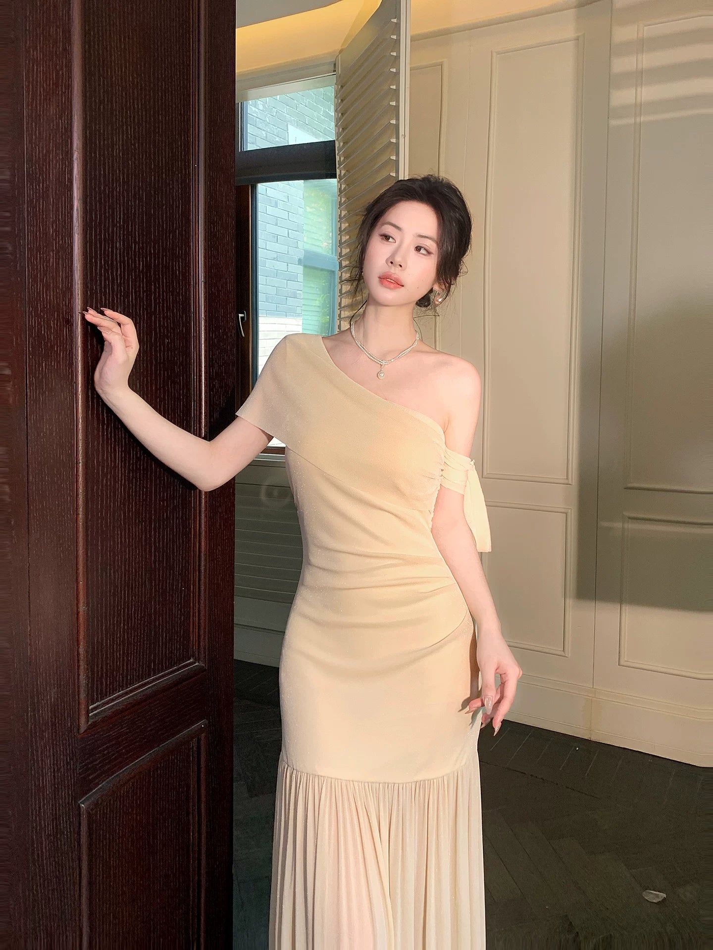 Off The Shoulder Beige Sheath Prom Dress Chiffon Wedding Guest Dress P1624