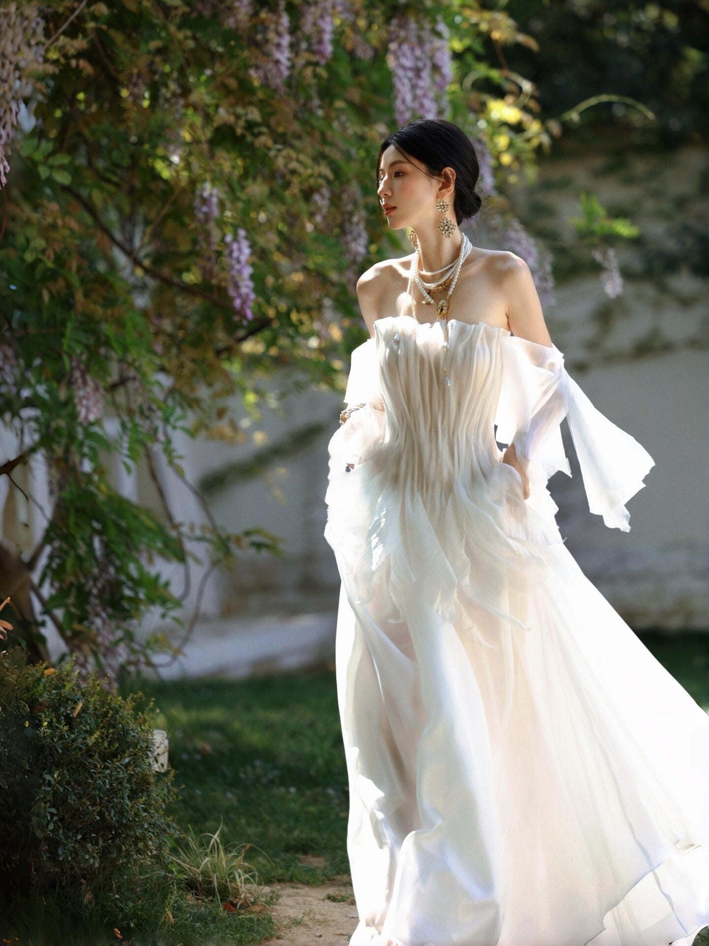 Off The Shoulder Chiffon Wedding Dress Ruffled Bridal Gown  L83