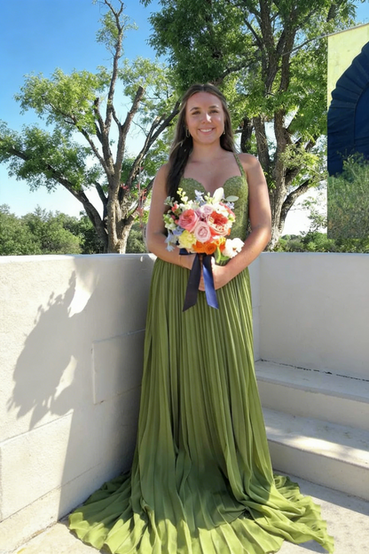 Olive A-Line Halter Lace Appliques Pleaded Formal Prom Dress  P870