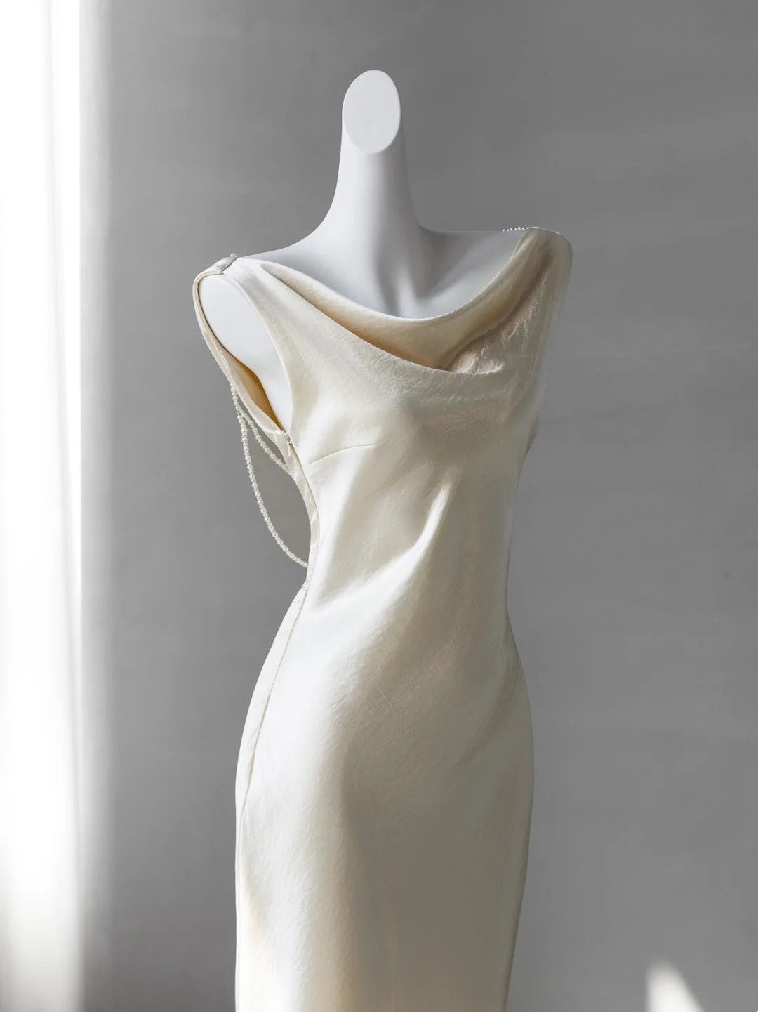 Open Back Elegant Evening Dress With Pearls Sheath Formal Prom Dress   P1933