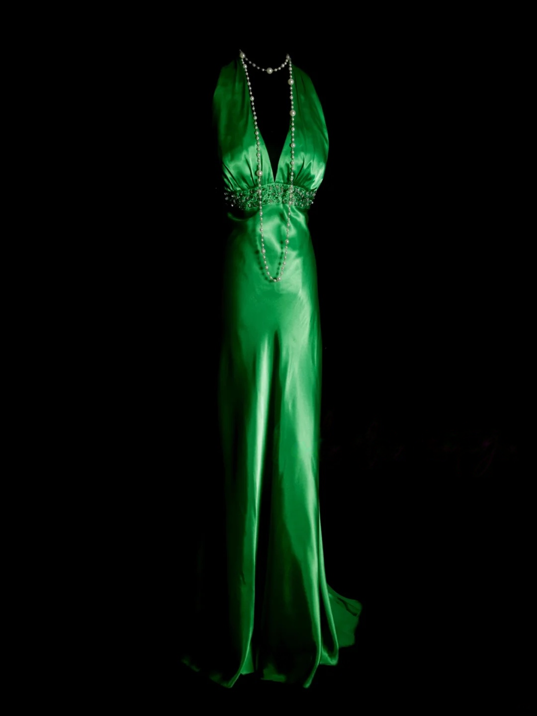 V Neck Green Backless Satin Prom Dress Beaded Party Dress Evening Dress  P155