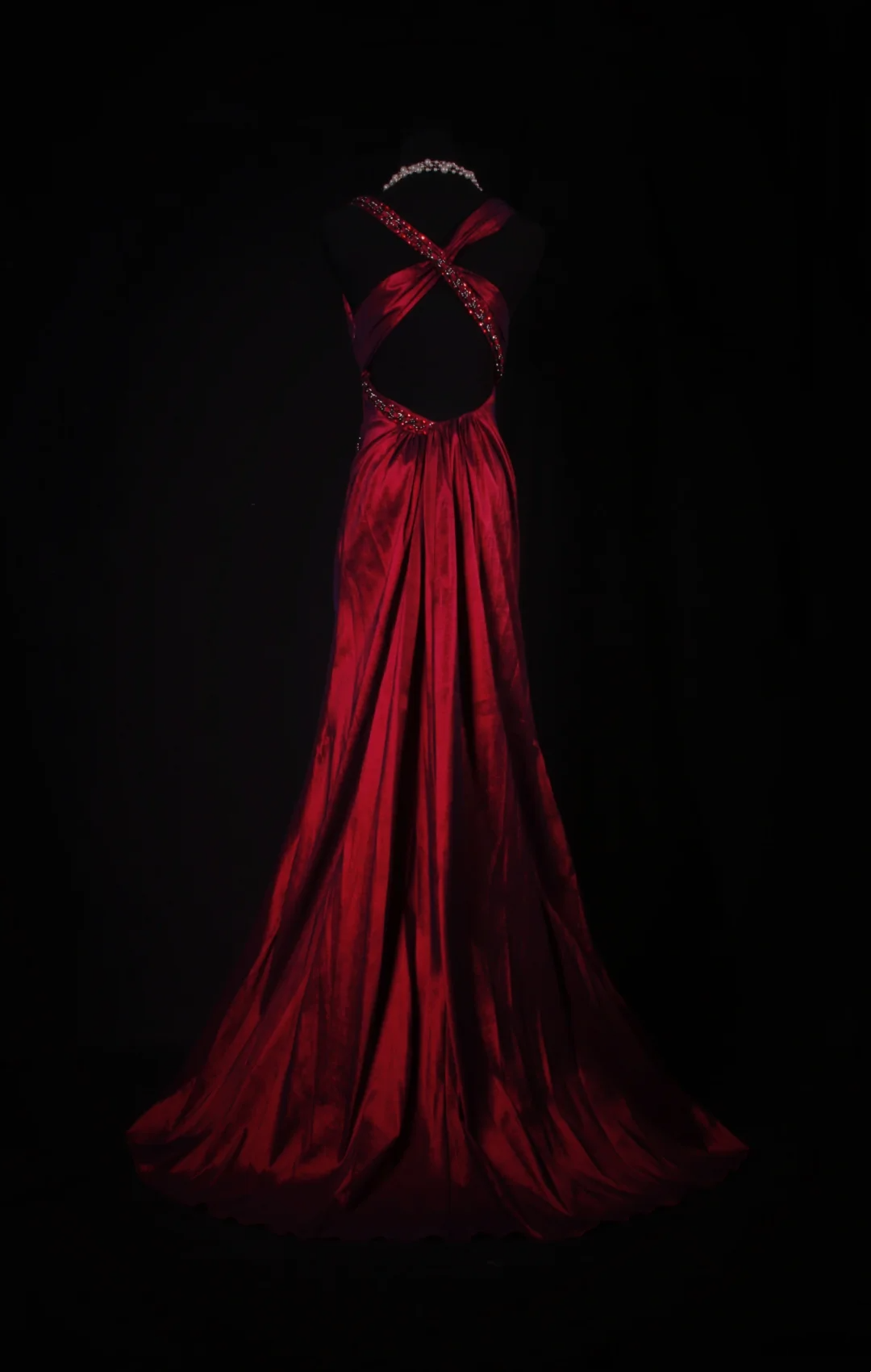 V Neck Red Satin Prom Dress Beaded Formal Party Dress  P167
