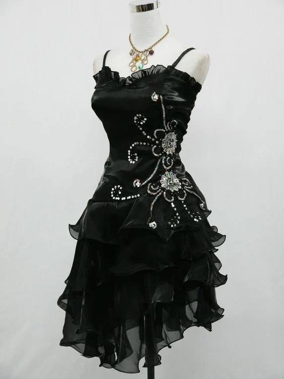 A Line Black Ruffled Homecoming Dress Beaded Short Dress  P304