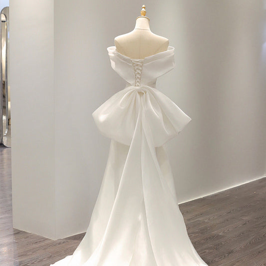 Off The Shoulder Satin Wedding Dress Elegant Gown For Bridal P411