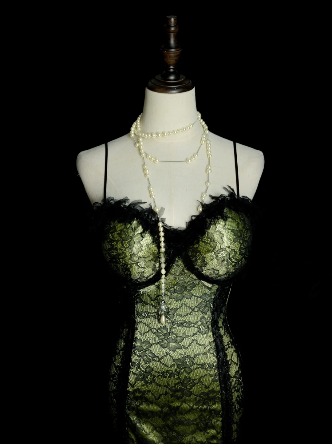 Spaghetti Straps Green Mermaid Prom Dress Sexy Black Lace Evening Dress P495