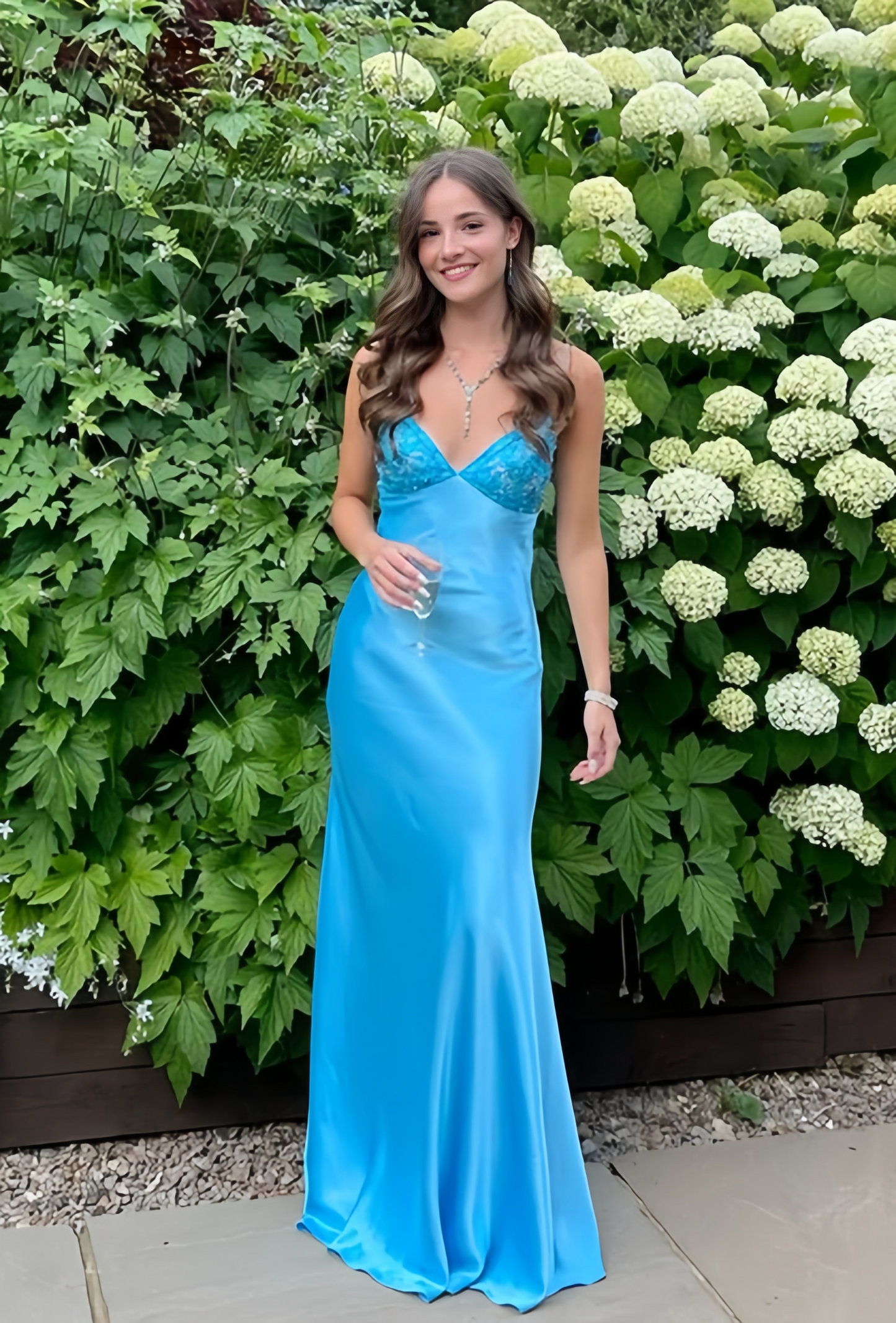V Neck Blue Satin Long Prom Dresses With Appliques Sheath Evening Dress  P508