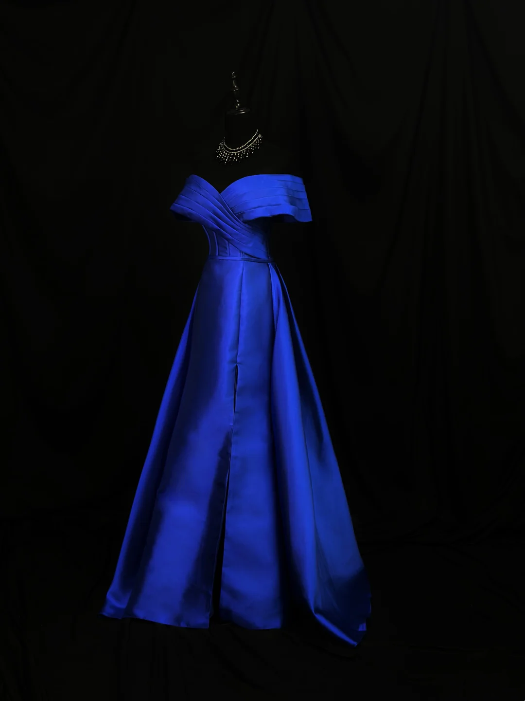 Off The Shoulder Royal Blue Prom Dress Satin A Line Formal Dress  P559