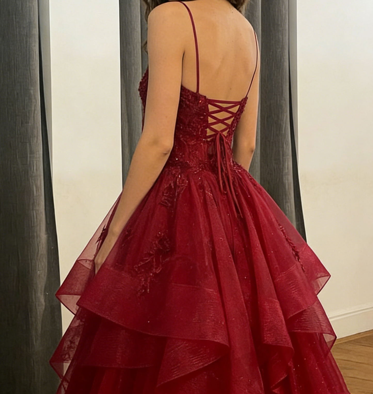 V Neck Burgundy Tulle A Line Prom Dress With Appliques  P910