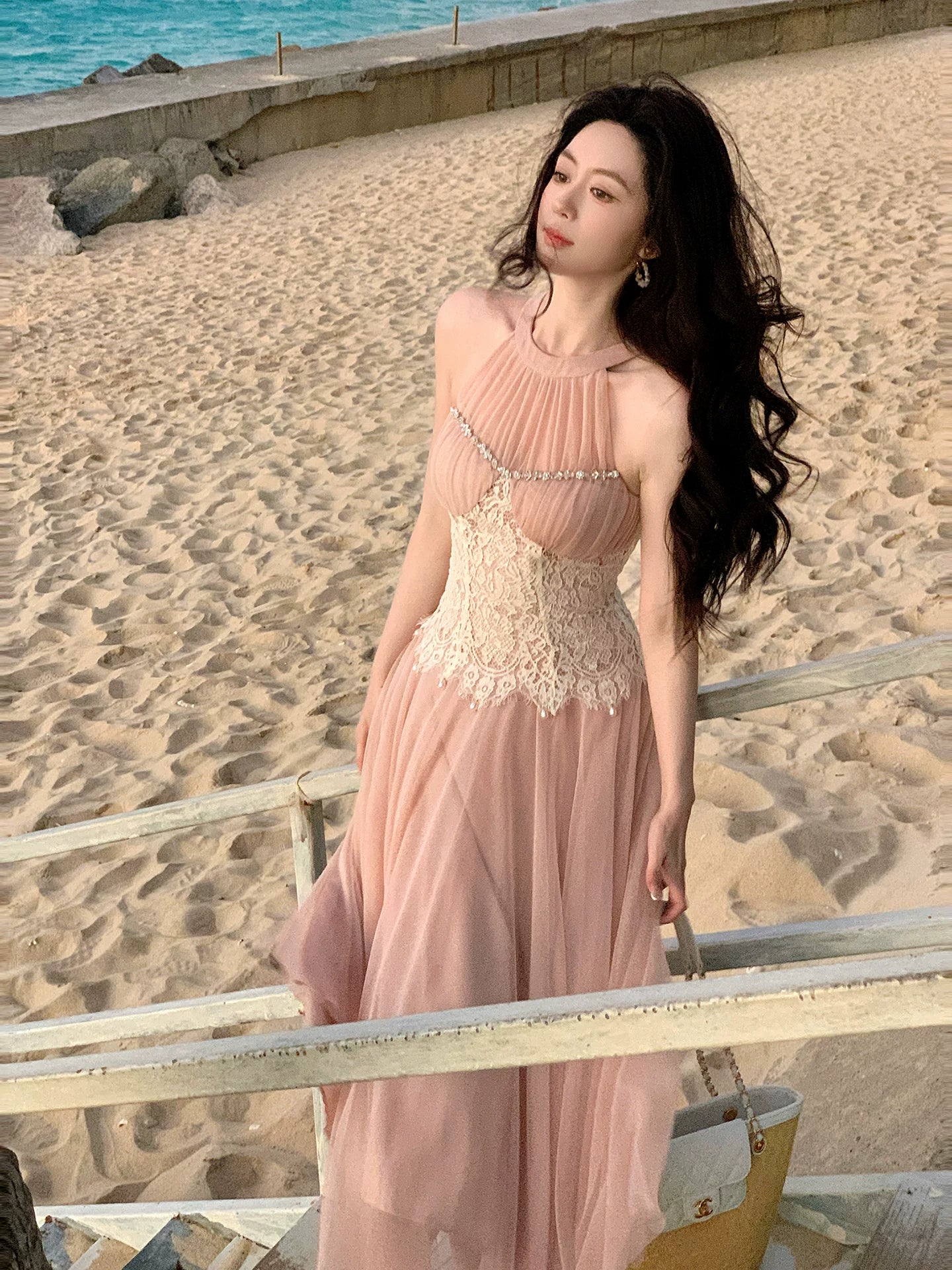 Pink Lace Halter Neck  Wedding Dress Elegant Vacation Dress  L115