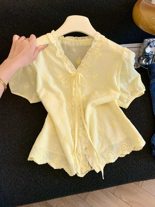 Short-sleeve Shirt with Sweet Ruffled Hollow-out Lace   L126