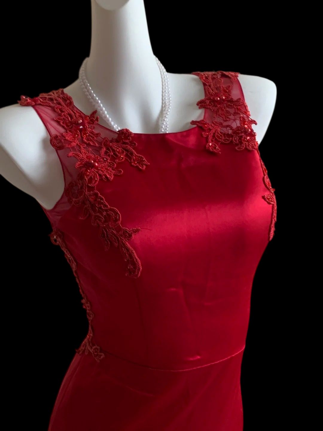 Sleeveless Red Satin Formal Wedding Guest Dress With Appliques  P2412