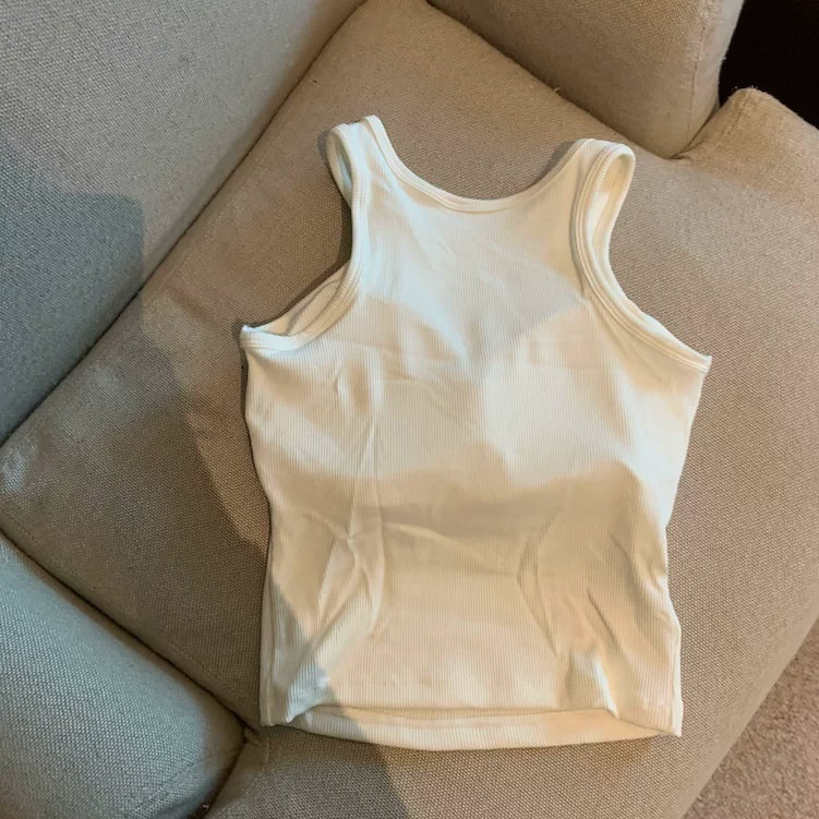 Solid Color Slim-fit Sleeveless Top    L121