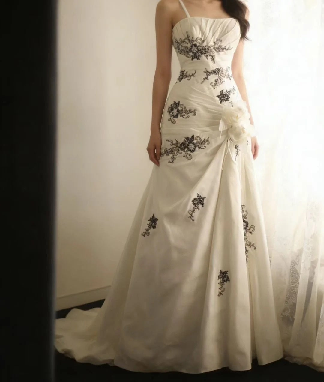 Spaghetti Strap Ivory Satin Wedding Dress With Black Appliques  P1210