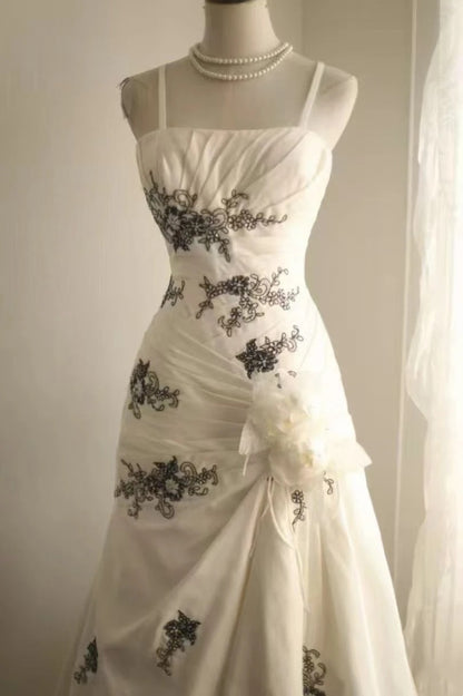 Spaghetti Strap Ivory Satin Wedding Dress With Black Appliques  P1210