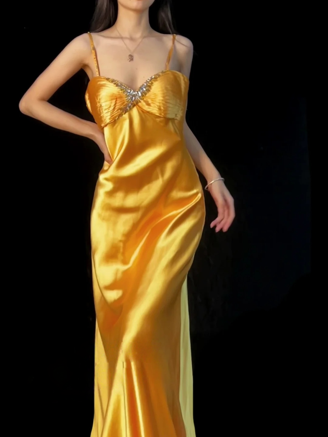 Spaghetti Strap Yellow Satin Prom Dress Beaded Retro Evening Dress  P1199