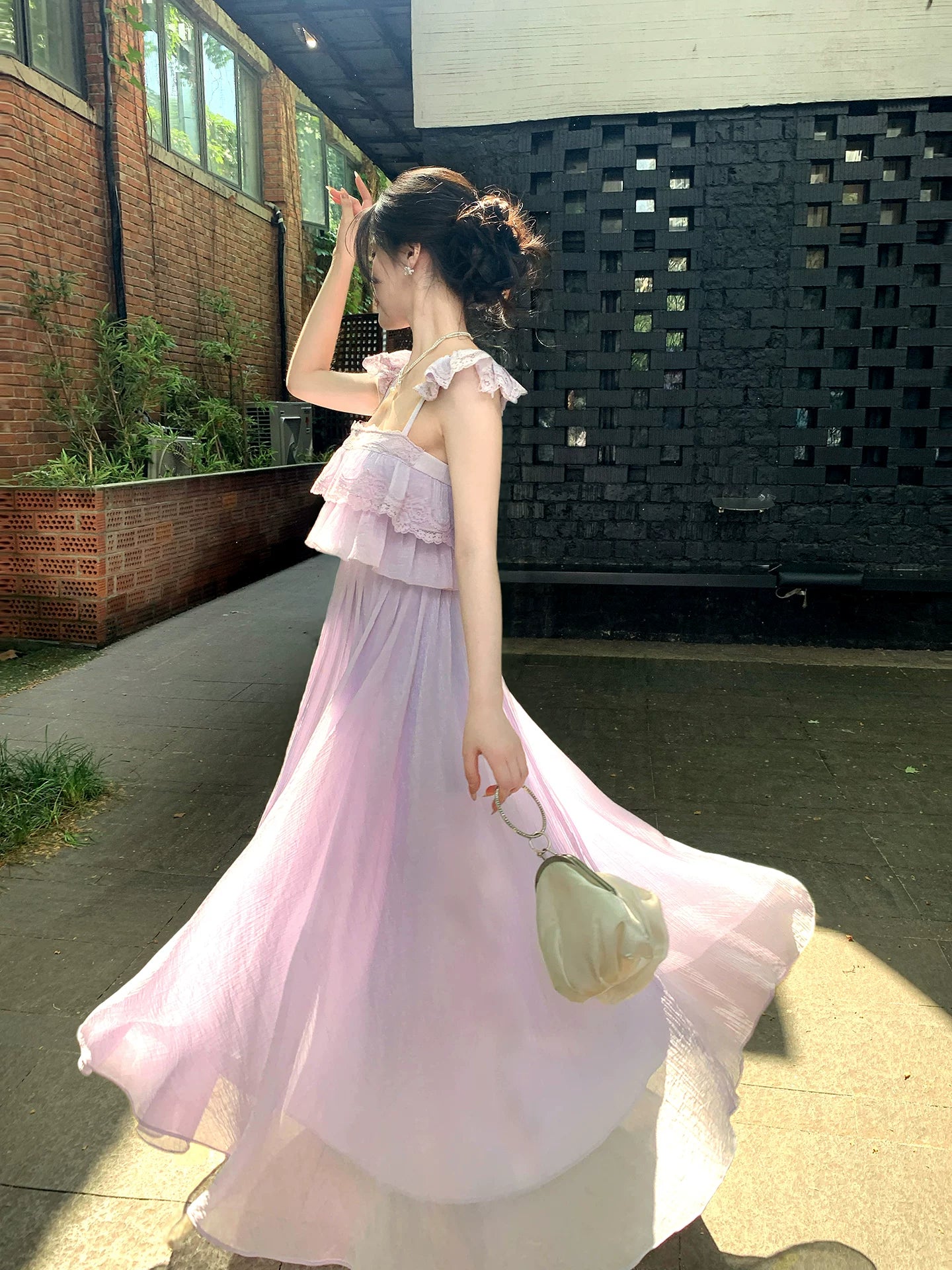 Spaghetti Straps A Line Lilac Summer Wedding Dress   L156