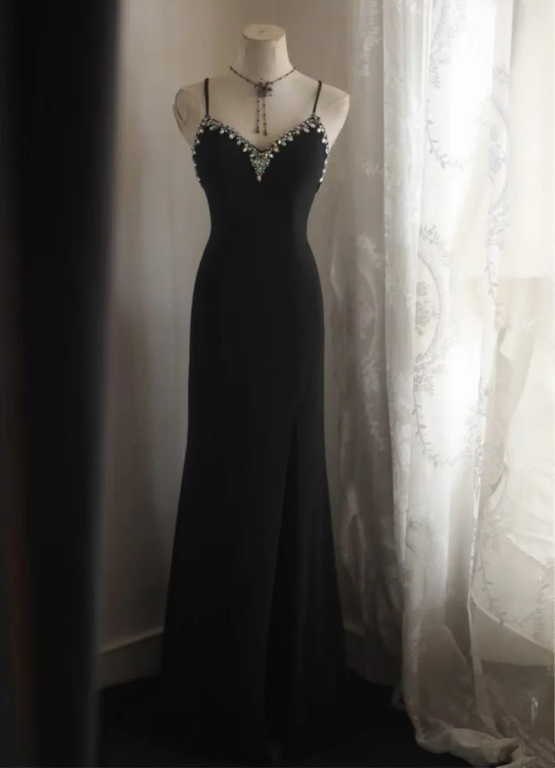 Spaghetti Straps Black Mermaid Prom Dress Beaded Evening Dress   P1999