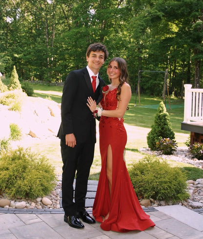 Spaghetti Straps Burgundy Mermaid Prom Dress With Appliques  P1585