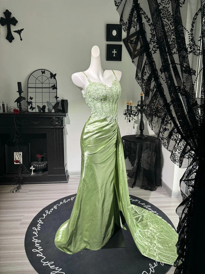 Spaghetti Straps Green Satin Mermaid Prom Dress With Appliques  P2395