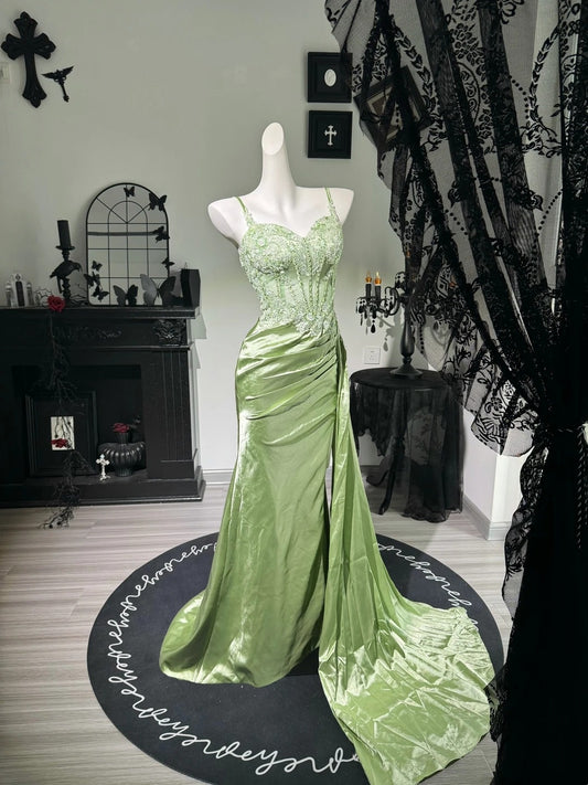 Spaghetti Straps Green Satin Mermaid Prom Dress With Appliques  P2395
