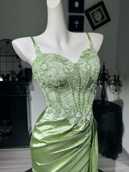 Spaghetti Straps Green Satin Mermaid Prom Dress With Appliques  P2395