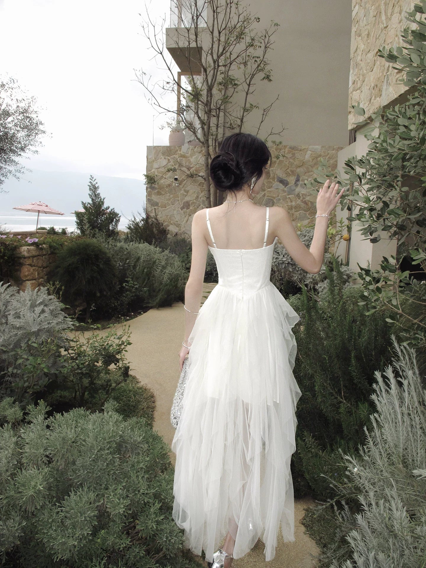Spaghetti Straps White Tulle  Wedding Dress  P1521