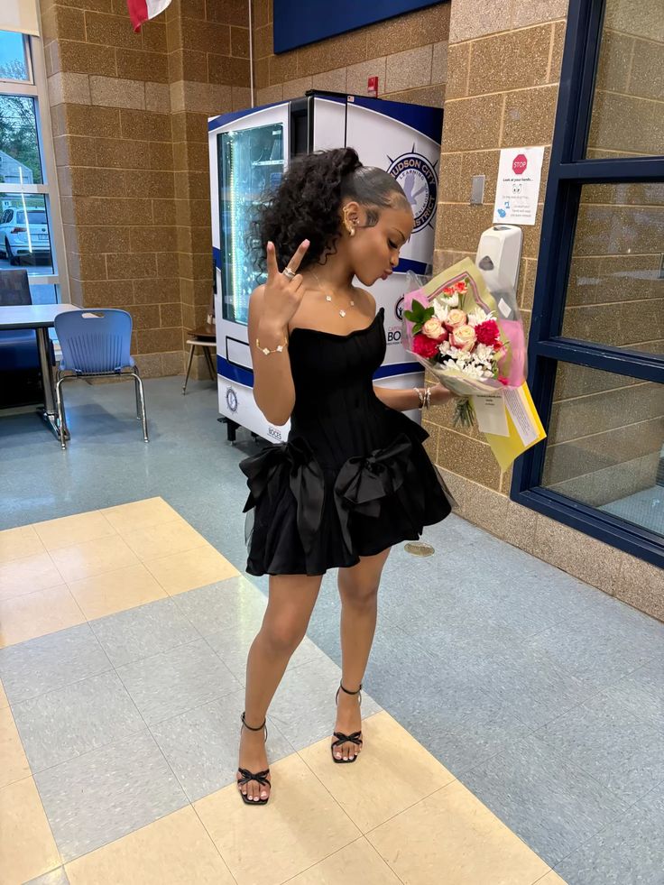 Strapless A Line Black Satin Homecoming Dress Short Birthday Dress  P2009